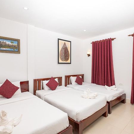 Damnak Soksan Hotel Siem Reap Exterior photo