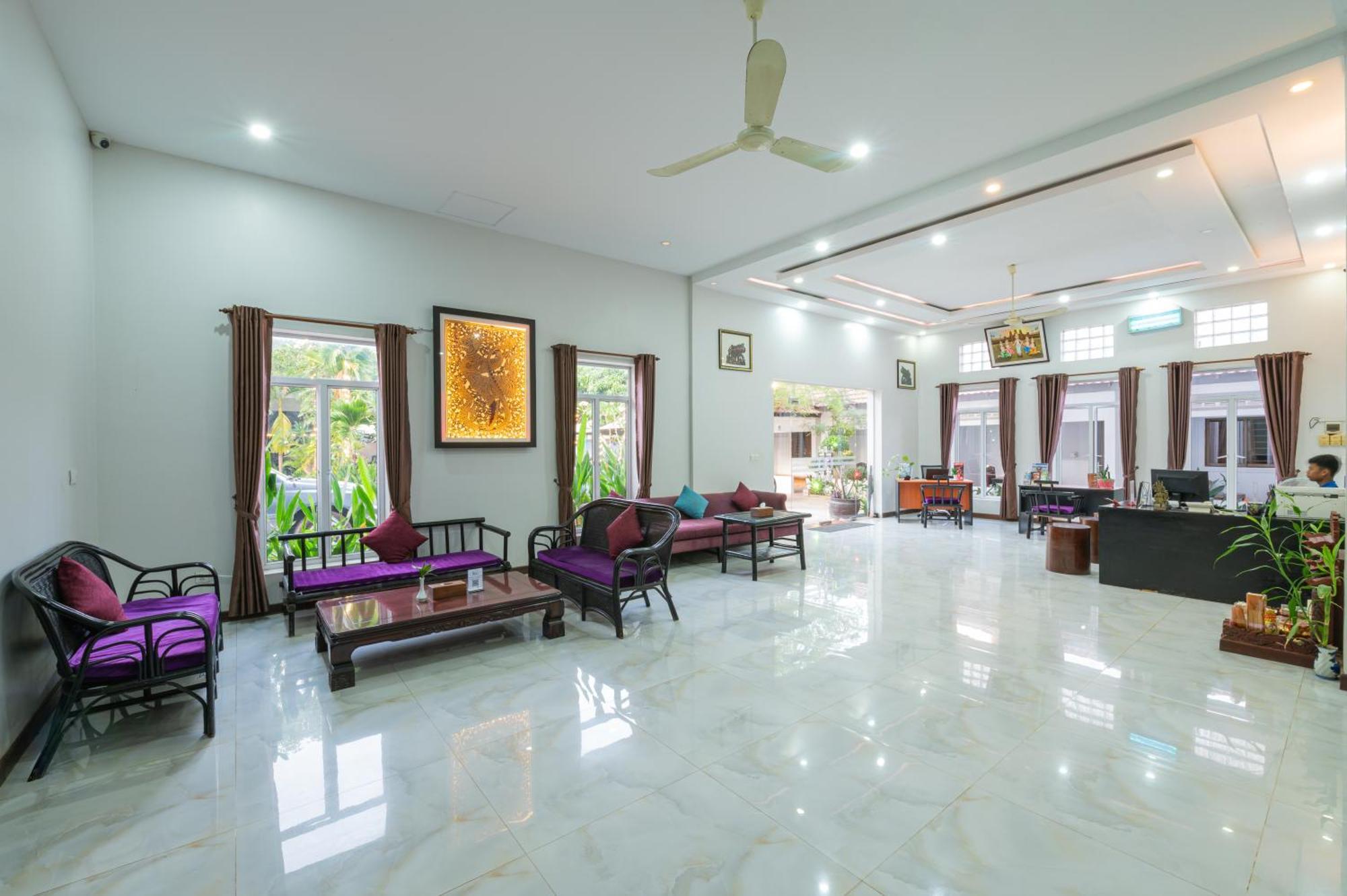 Damnak Soksan Hotel Siem Reap Exterior photo