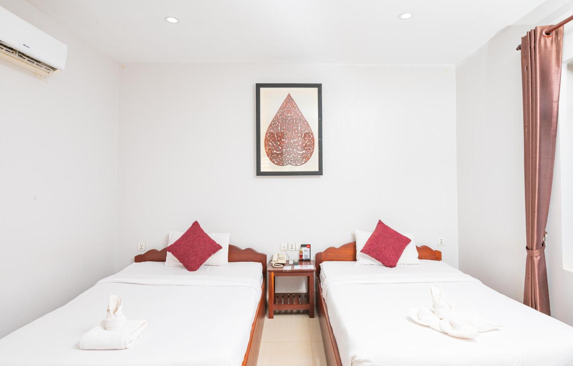 Damnak Soksan Hotel Siem Reap Exterior photo