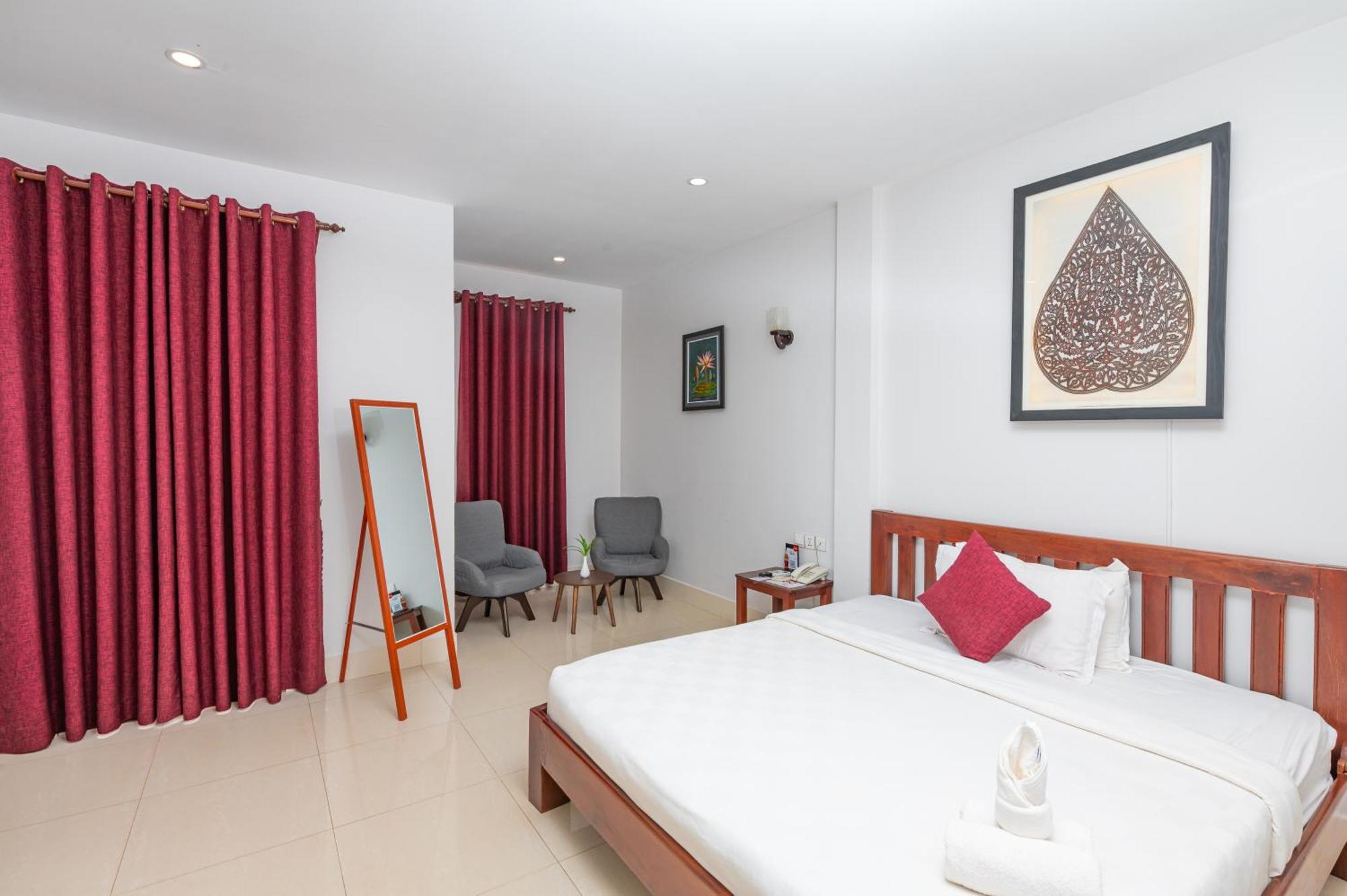 Damnak Soksan Hotel Siem Reap Exterior photo