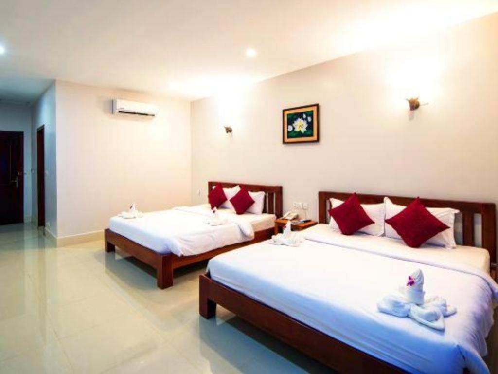 Damnak Soksan Hotel Siem Reap Exterior photo