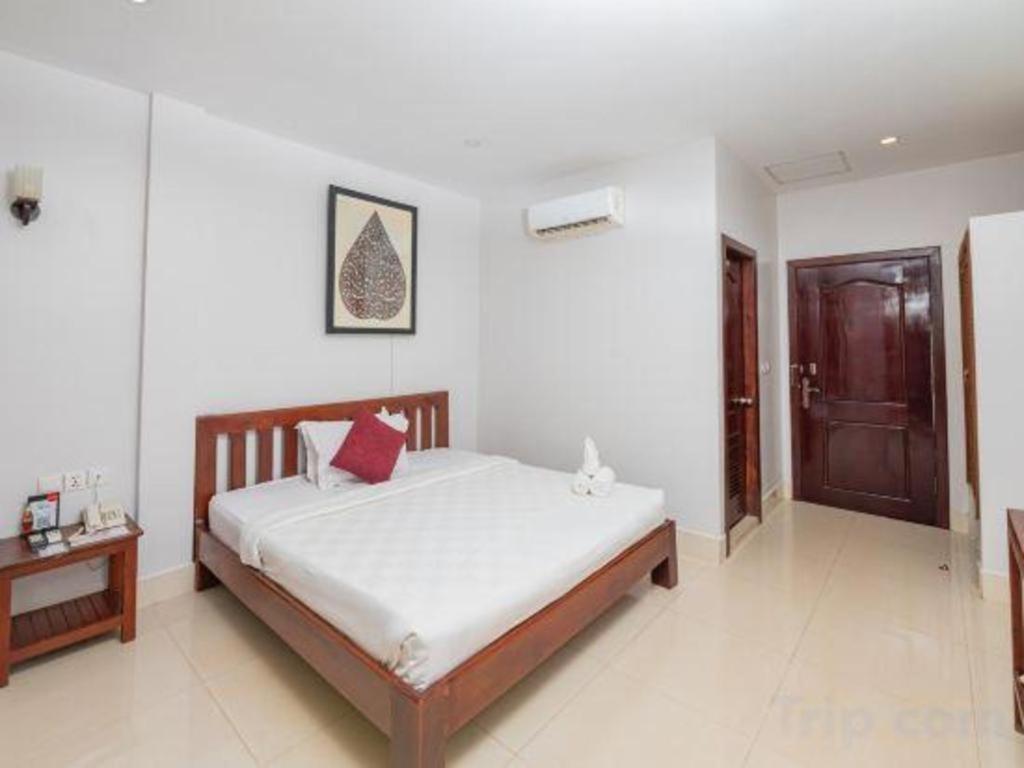 Damnak Soksan Hotel Siem Reap Exterior photo