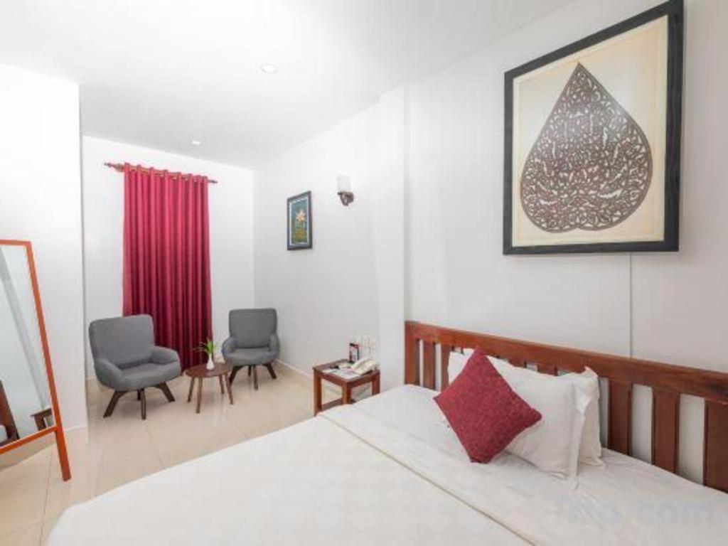 Damnak Soksan Hotel Siem Reap Exterior photo